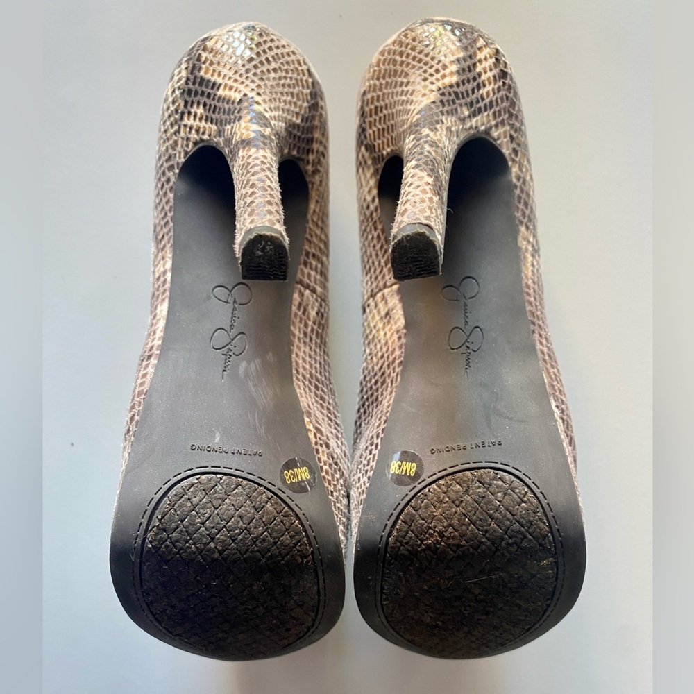 Jessica Simpson Pumps - Picture 10 of 16